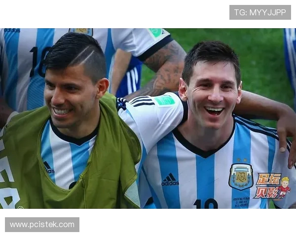 锋线双子星：弗兰与阿圭罗的互补之道